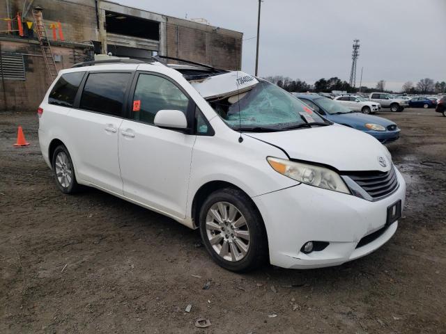 Photo 3 VIN: 5TDDK3DC0CS041991 - TOYOTA SIENNA XLE 