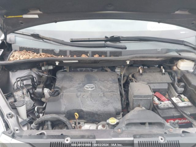 Photo 9 VIN: 5TDDK3DC0CS042588 - TOYOTA SIENNA 