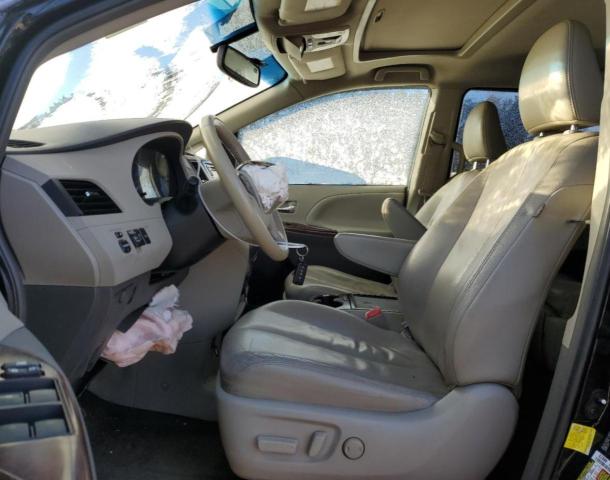 Photo 6 VIN: 5TDDK3DC0CS042770 - TOYOTA SIENNA XLE 