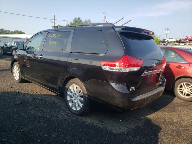 Photo 2 VIN: 5TDDK3DC0CS045510 - TOYOTA SIENNA XLE 