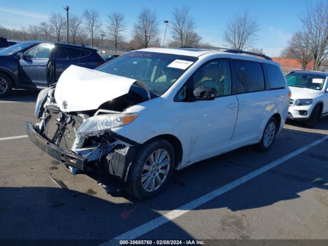 Photo 1 VIN: 5TDDK3DC0CS045717 - TOYOTA SIENNA 