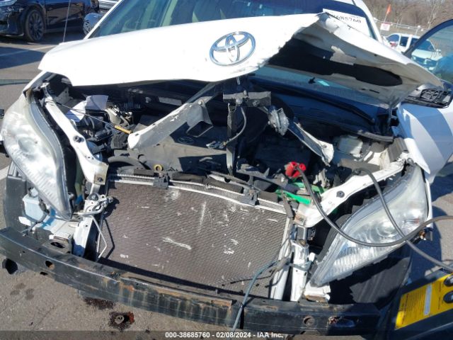 Photo 5 VIN: 5TDDK3DC0CS045717 - TOYOTA SIENNA 