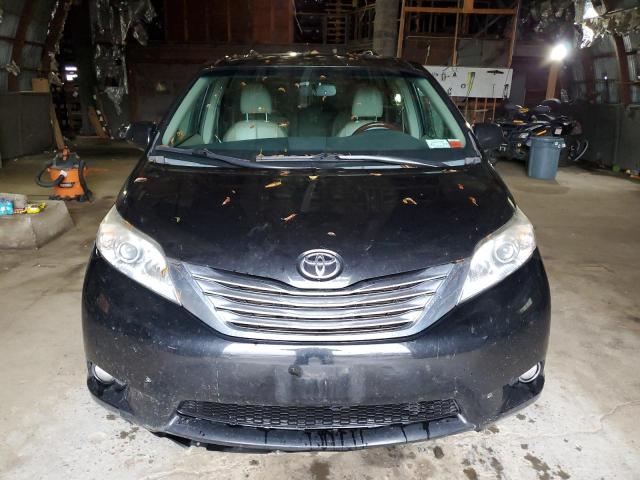 Photo 4 VIN: 5TDDK3DC0CS045944 - TOYOTA SIENNA XLE 