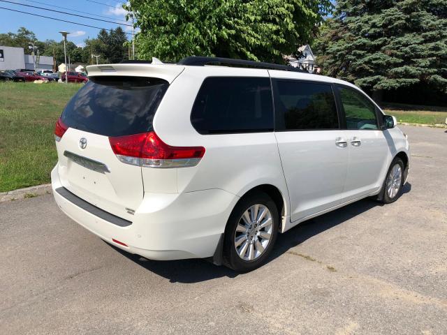 Photo 3 VIN: 5TDDK3DC0CS046026 - TOYOTA SIENNA XLE 