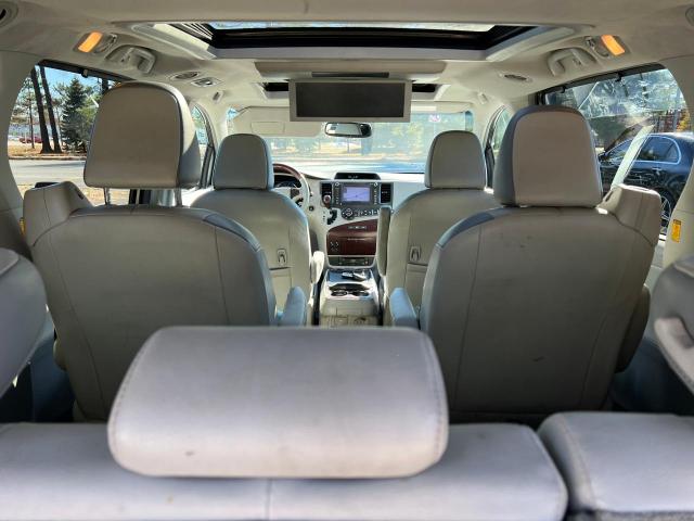 Photo 8 VIN: 5TDDK3DC0DS060073 - TOYOTA SIENNA XLE 