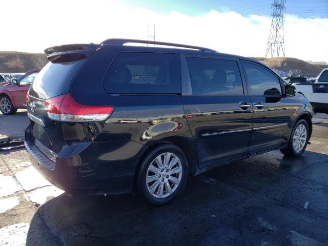 Photo 2 VIN: 5TDDK3DC0DS061692 - TOYOTA SIENNA XLE 