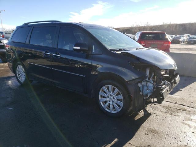 Photo 3 VIN: 5TDDK3DC0DS061692 - TOYOTA SIENNA XLE 