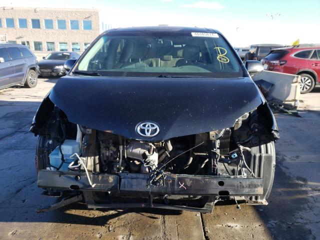 Photo 4 VIN: 5TDDK3DC0DS061692 - TOYOTA SIENNA XLE 