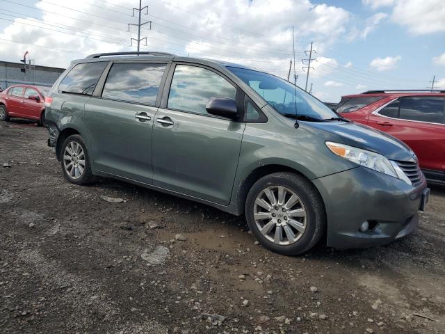 Photo 3 VIN: 5TDDK3DC0DS068299 - TOYOTA SIENNA XLE 