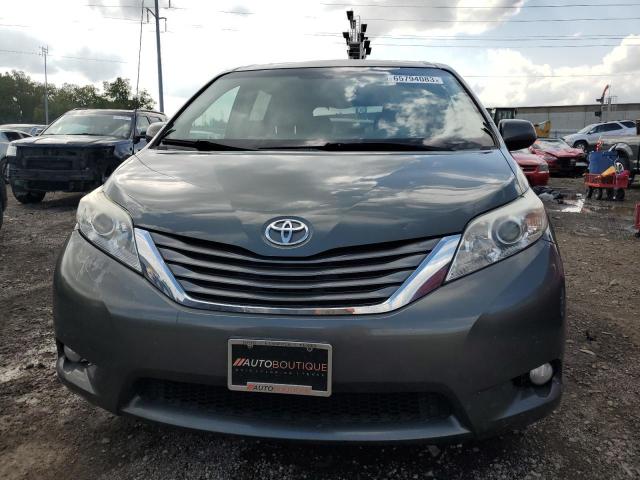 Photo 4 VIN: 5TDDK3DC0DS068299 - TOYOTA SIENNA XLE 