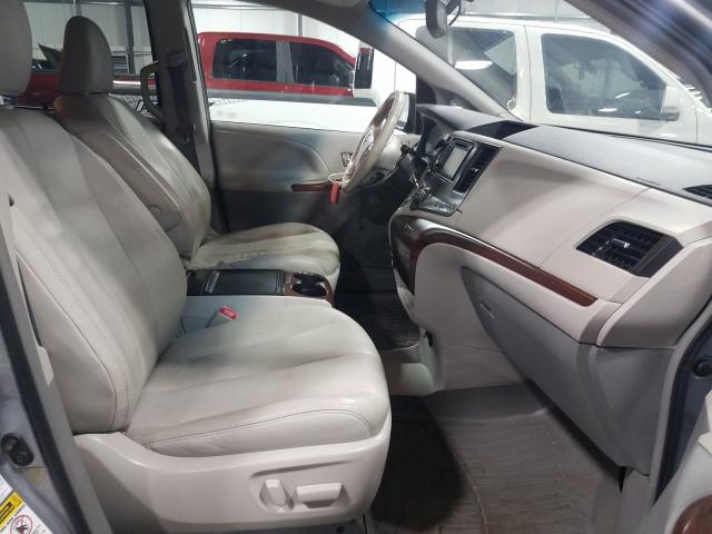 Photo 4 VIN: 5TDDK3DC0ES089669 - TOYOTA SIENNA XLE 