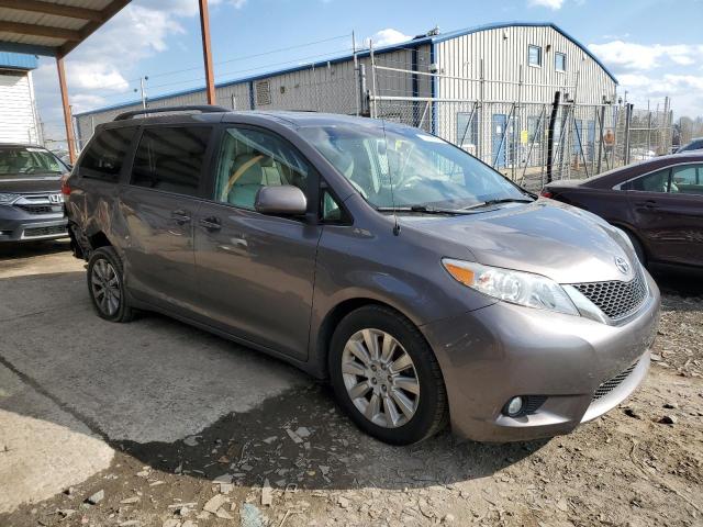 Photo 3 VIN: 5TDDK3DC0ES092815 - TOYOTA SIENNA XLE 