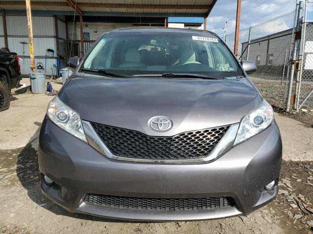 Photo 4 VIN: 5TDDK3DC0ES092815 - TOYOTA SIENNA XLE 