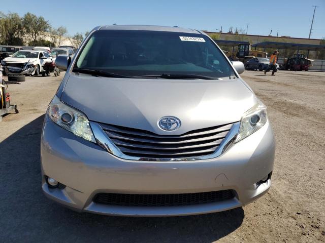 Photo 4 VIN: 5TDDK3DC0FS094565 - TOYOTA SIENNA XLE 