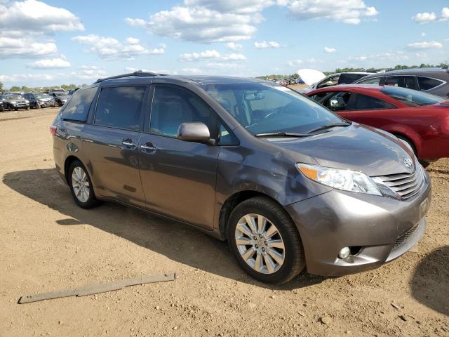 Photo 3 VIN: 5TDDK3DC0FS109758 - TOYOTA SIENNA XLE 