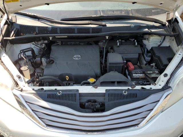 Photo 11 VIN: 5TDDK3DC0GS130367 - TOYOTA SIENNA XLE 