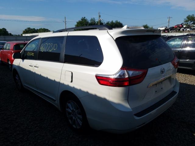 Photo 2 VIN: 5TDDK3DC0GS133897 - TOYOTA SIENNA XLE 