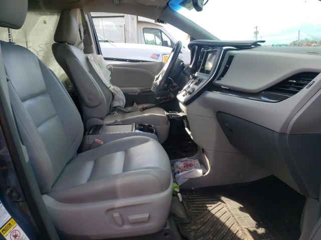 Photo 4 VIN: 5TDDK3DC0GS137304 - TOYOTA SIENNA XLE 