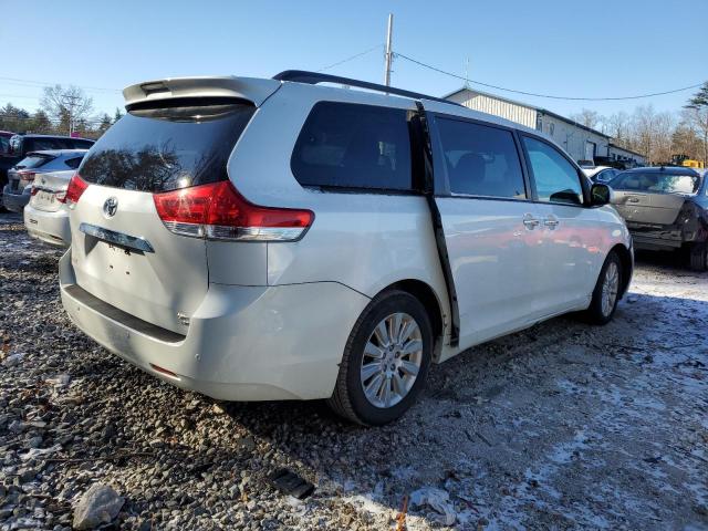 Photo 2 VIN: 5TDDK3DC1BS001255 - TOYOTA SIENNA XLE 