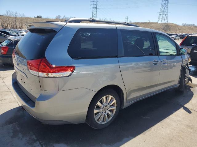 Photo 2 VIN: 5TDDK3DC1BS007721 - TOYOTA SIENNA XLE 