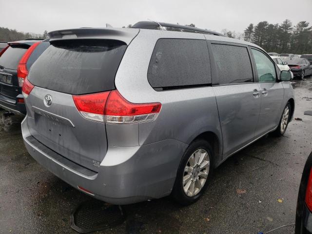 Photo 2 VIN: 5TDDK3DC1BS015964 - TOYOTA SIENNA XLE 