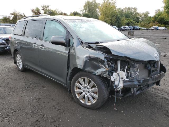 Photo 3 VIN: 5TDDK3DC1BS016404 - TOYOTA SIENNA XLE 