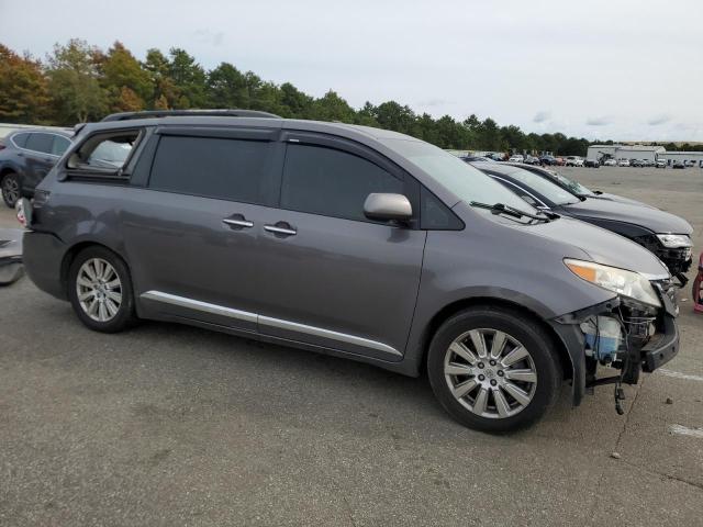 Photo 3 VIN: 5TDDK3DC1BS024535 - TOYOTA SIENNA XLE 