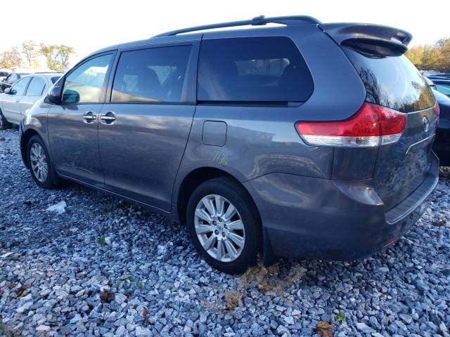 Photo 2 VIN: 5TDDK3DC1BS027287 - TOYOTA SIENNA XLE 