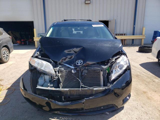 Photo 4 VIN: 5TDDK3DC1BS029279 - TOYOTA SIENNA XLE 