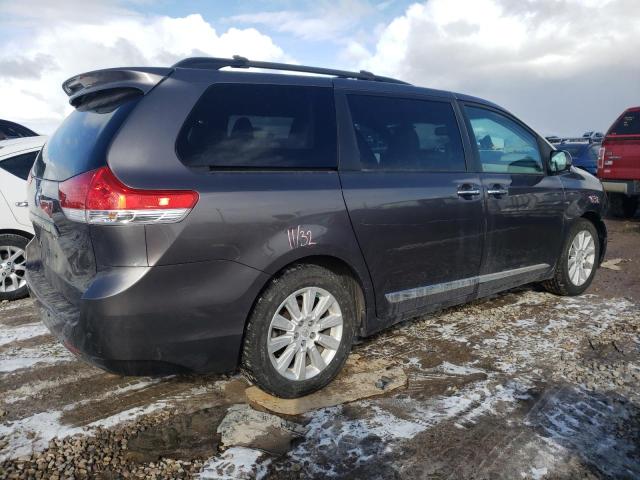 Photo 2 VIN: 5TDDK3DC1CS039117 - TOYOTA SIENNA XLE 