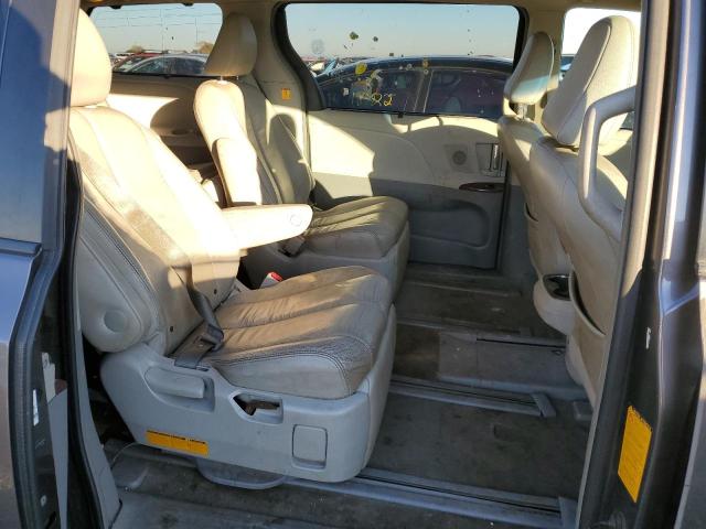 Photo 10 VIN: 5TDDK3DC1CS041918 - TOYOTA SIENNA XLE 