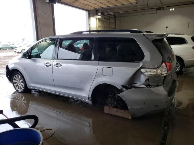 Photo 1 VIN: 5TDDK3DC1CS045273 - TOYOTA SIENNA XLE 