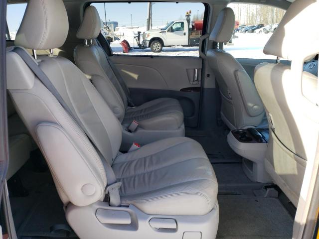 Photo 10 VIN: 5TDDK3DC1CS047203 - TOYOTA SIENNA XLE 