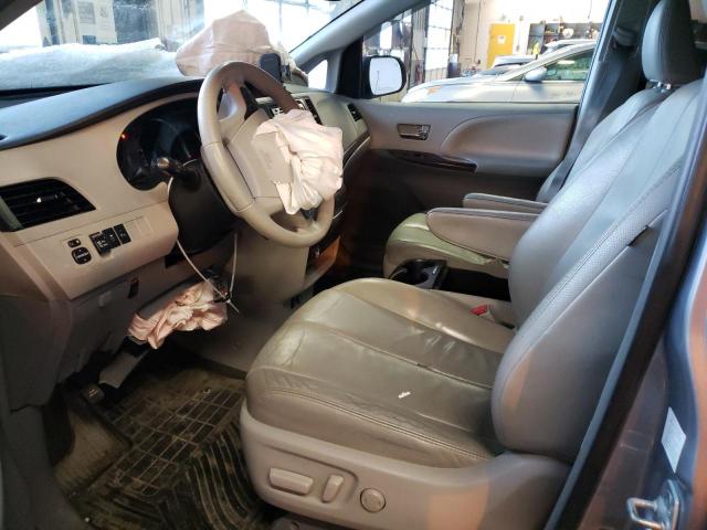 Photo 6 VIN: 5TDDK3DC1DS053021 - TOYOTA SIENNA XLE 