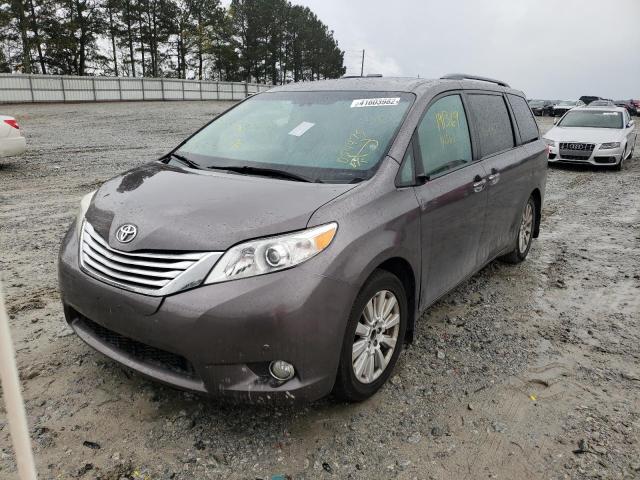 Photo 1 VIN: 5TDDK3DC1DS054475 - TOYOTA SIENNA XLE 