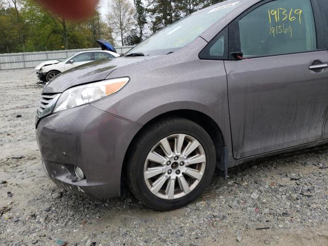 Photo 8 VIN: 5TDDK3DC1DS054475 - TOYOTA SIENNA XLE 