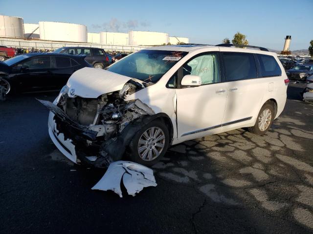 Photo 1 VIN: 5TDDK3DC1DS069834 - TOYOTA SIENNA XLE 