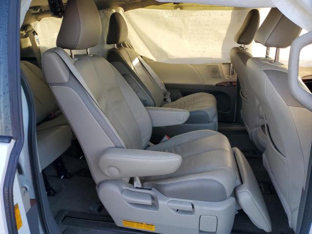 Photo 5 VIN: 5TDDK3DC1DS069834 - TOYOTA SIENNA XLE 