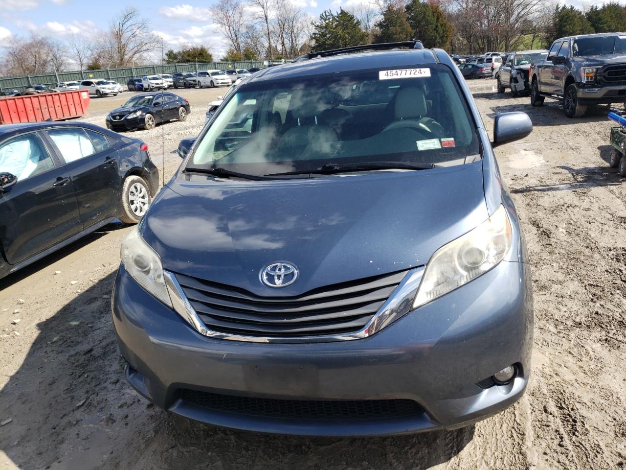 Photo 4 VIN: 5TDDK3DC1ES073755 - TOYOTA SIENNA 