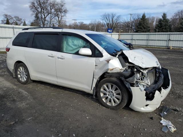 Photo 3 VIN: 5TDDK3DC1GS132841 - TOYOTA SIENNA XLE 