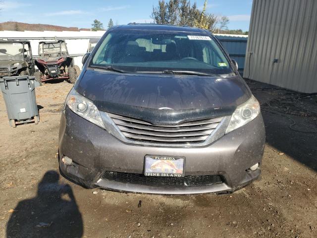 Photo 4 VIN: 5TDDK3DC1GS144018 - TOYOTA SIENNA XLE 