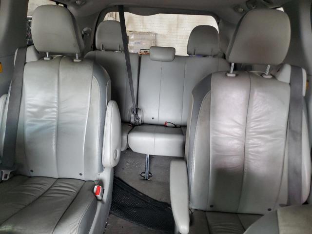 Photo 9 VIN: 5TDDK3DC2BS008277 - TOYOTA SIENNA XLE 