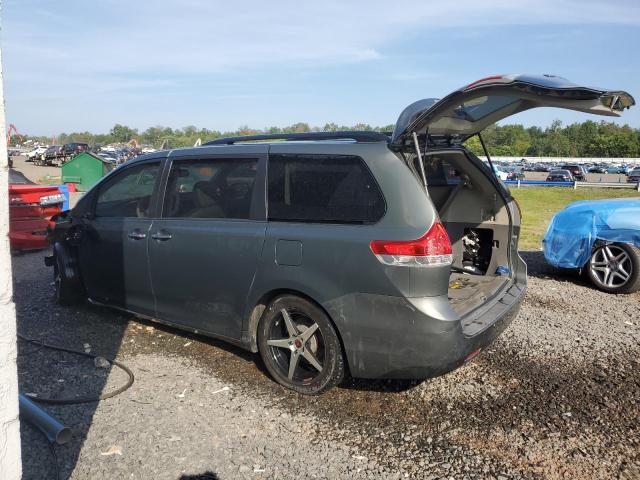 Photo 1 VIN: 5TDDK3DC2BS016296 - TOYOTA SIENNA XLE 