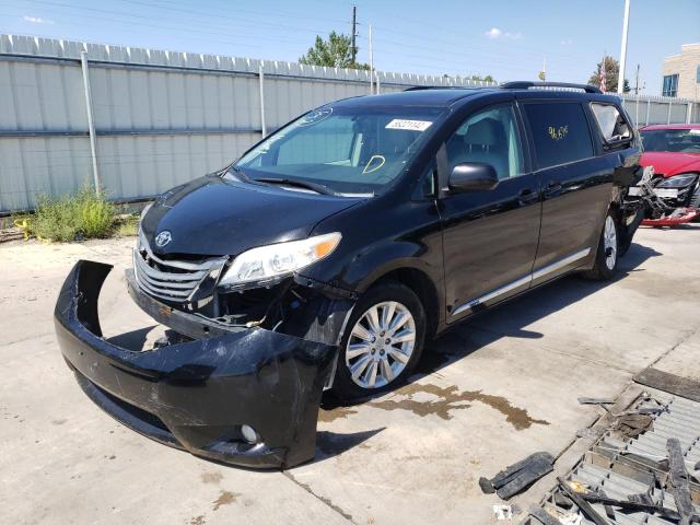 Photo 1 VIN: 5TDDK3DC2BS020946 - TOYOTA SIENNA XLE 