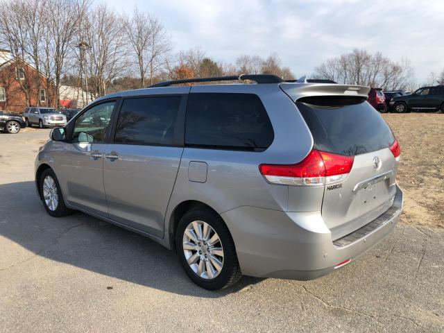 Photo 2 VIN: 5TDDK3DC2BS023152 - TOYOTA SIENNA XLE 