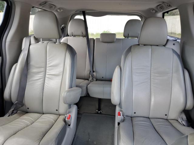 Photo 9 VIN: 5TDDK3DC2BS028500 - TOYOTA SIENNA XLE 