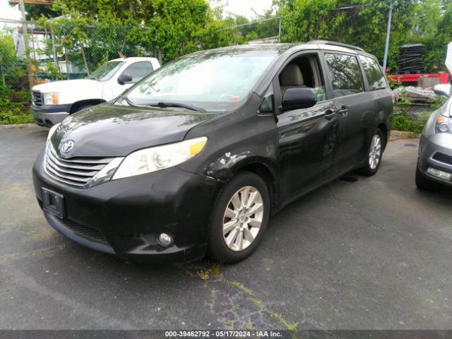 Photo 1 VIN: 5TDDK3DC2CS030622 - TOYOTA SIENNA 