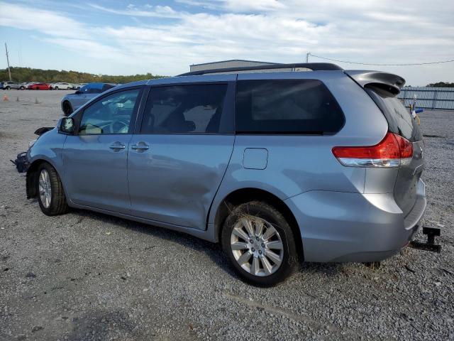 Photo 1 VIN: 5TDDK3DC2CS044715 - TOYOTA SIENNA XLE 