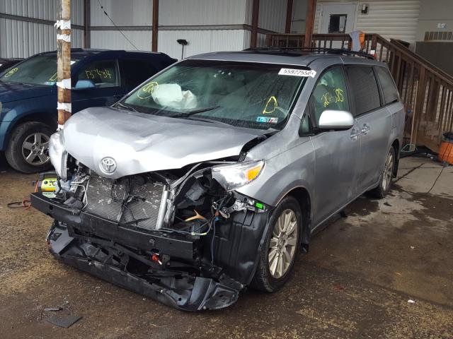 Photo 1 VIN: 5TDDK3DC2CS046190 - TOYOTA SIENNA XLE 