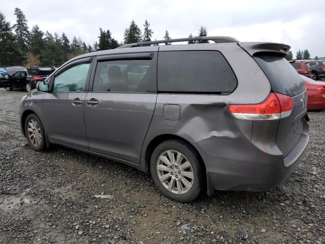 Photo 1 VIN: 5TDDK3DC2CS046688 - TOYOTA SIENNA XLE 